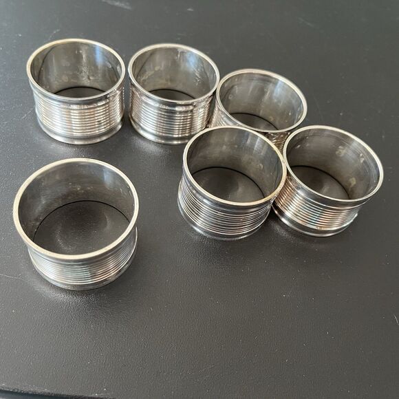 Set of Six Silver Plated Napkin Rings Ribbed Design Round Shape Vintage - Picture 7 of 9